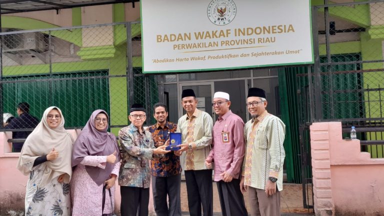 Perwakilan BWI Provinsi Sumbar Lakukan Studi Tiru ke Perwakilan BWI Provinsi Riau