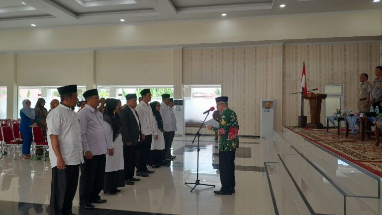 Ketua Perwakilan BWI Sumbar kukuhkan Pengurus Perwakilan BWI Kabupaten Agam Periode 2022-2025, Ini Nama-nama Pengurusnya