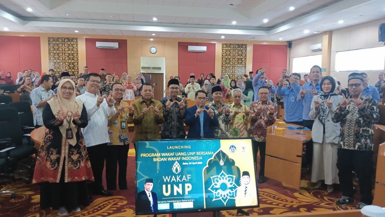 Sekjen Kemenag RI Kunjungi BWI Sumbar Sekaligus Meresmikan UPW UNP